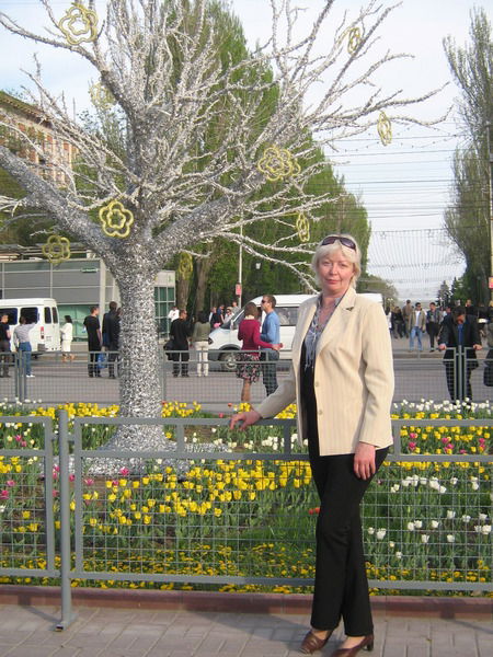 Людмила Сахарова