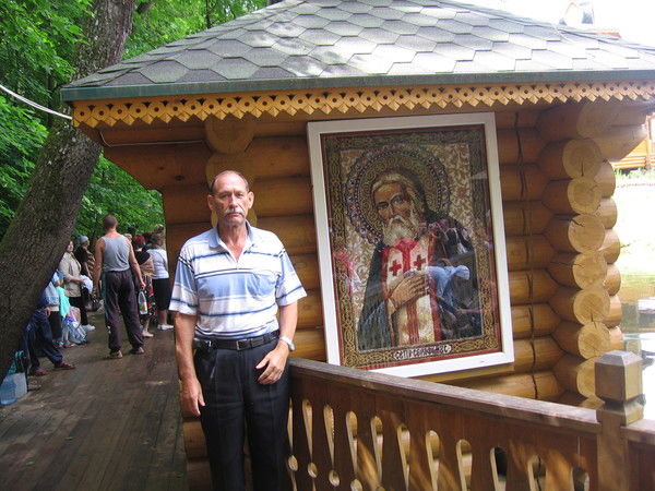 Владимир Артамонов