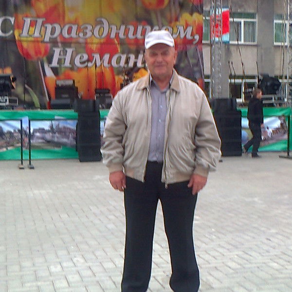 Михаил Левченко