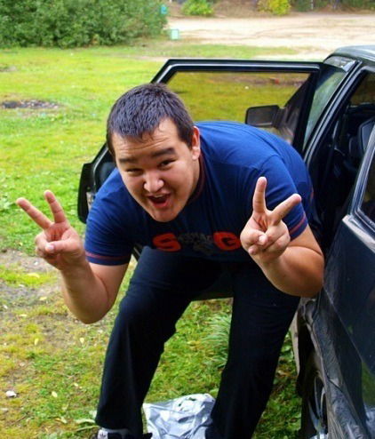 Денис Хадыев