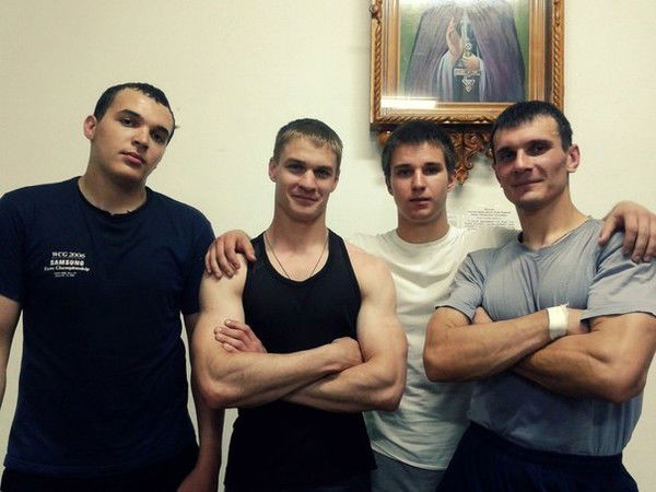 ***$.p.o.r,t. .]{.l.@.$***