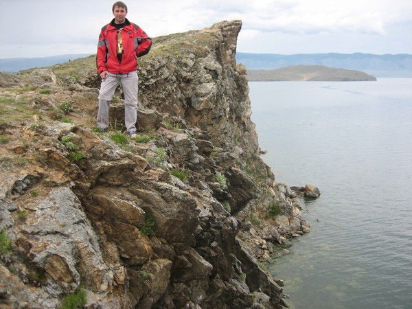 Игорь Иванов