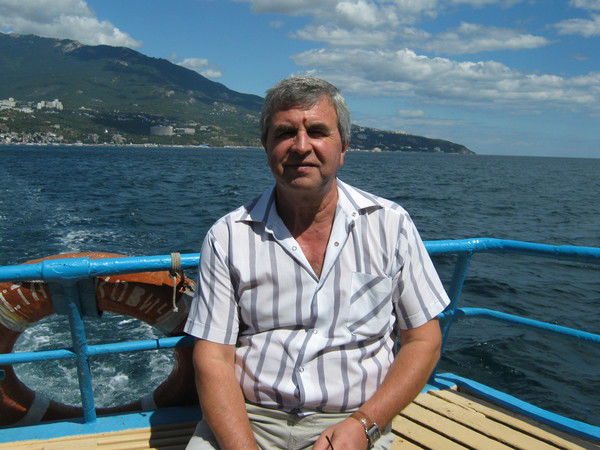 Владимир Михайлов