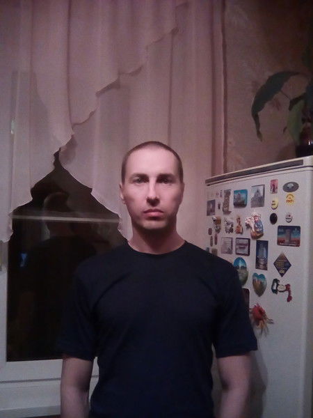 Сергей Бахарев