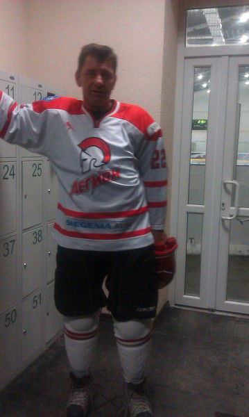 Олег Поздняков