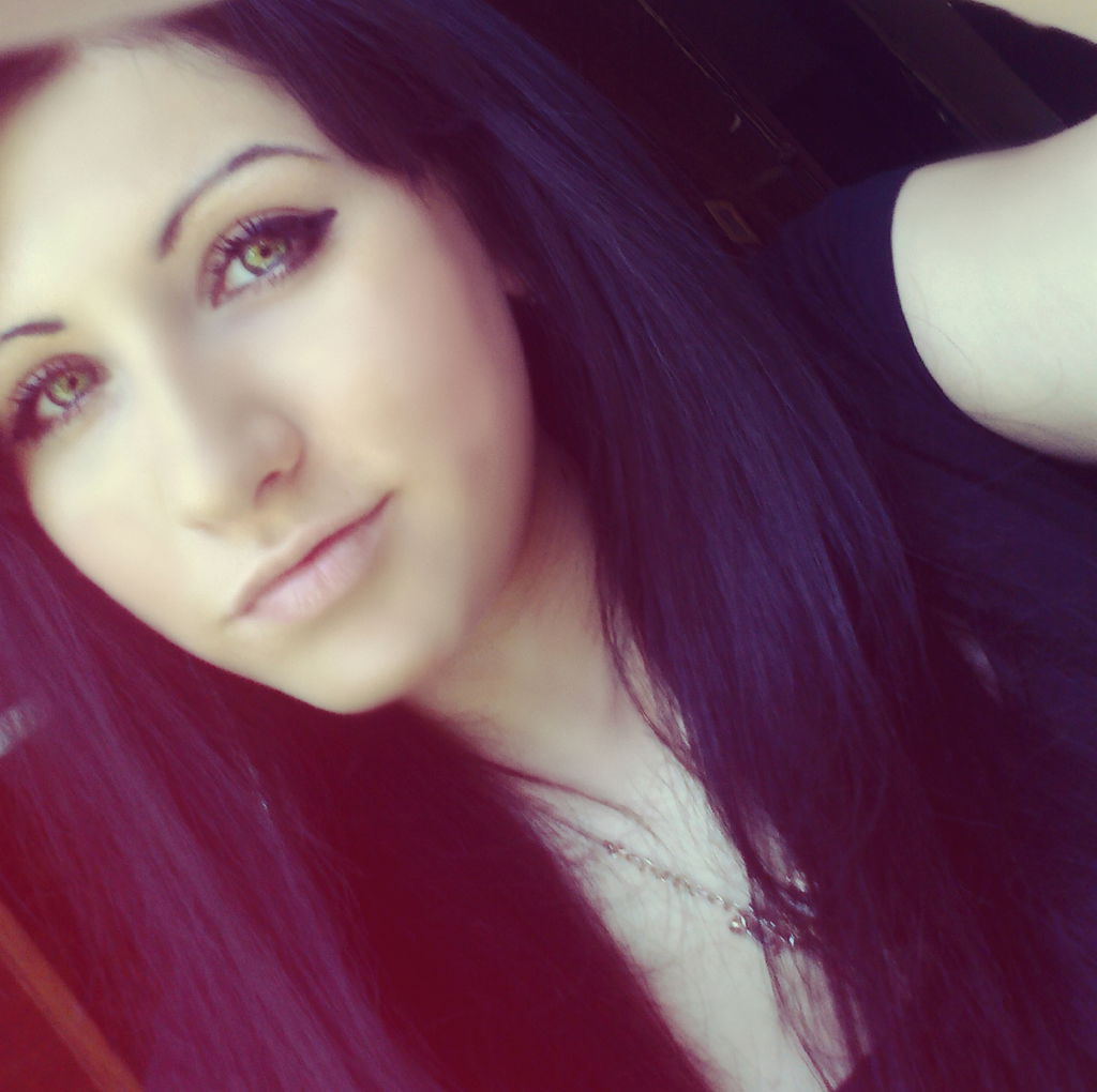 Лена Петракова