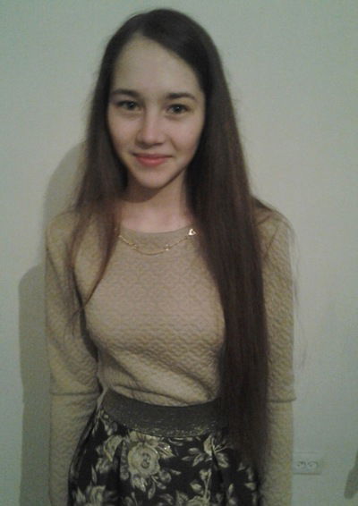 Аня Польова