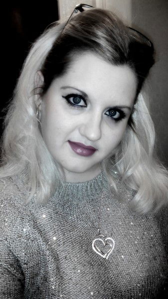 Анастасия Скороварова(Глухих)