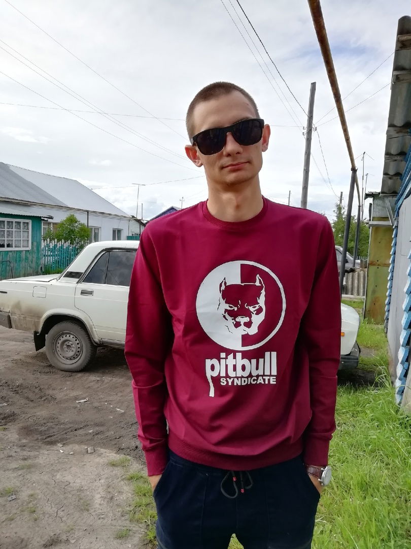 Павел Волков