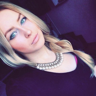 Аня Садыхова