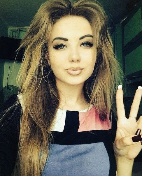 Ульяна Азарова