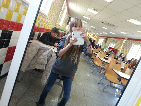 Глазки Папины.. Губки Мамины..