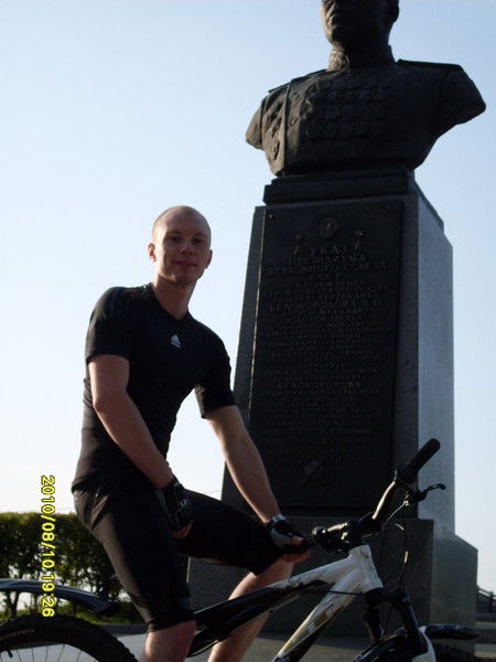 Владимир Иванов