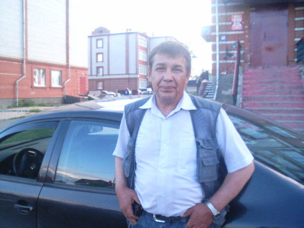 Борис Кожуров