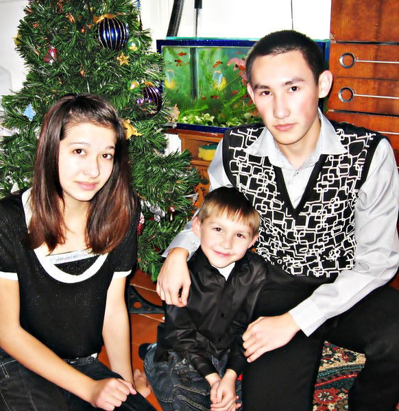 Александр Шаризанов