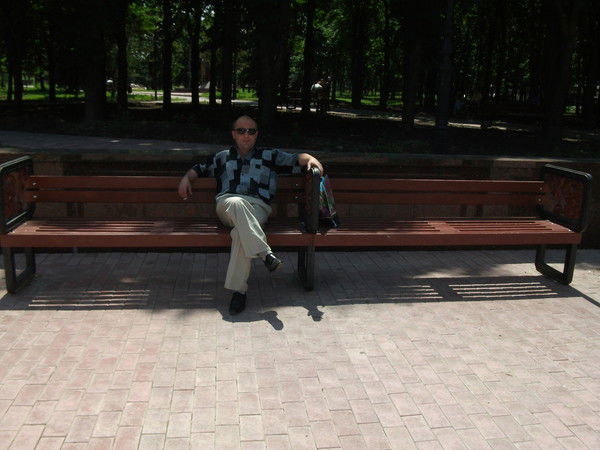 Александр Толстых