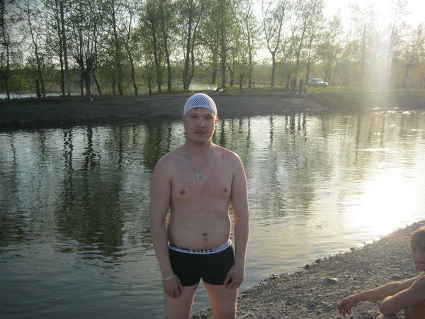 Антон Мельников