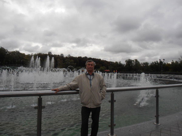 Николай Новосельцев