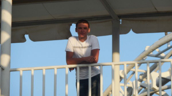 Александр Тен