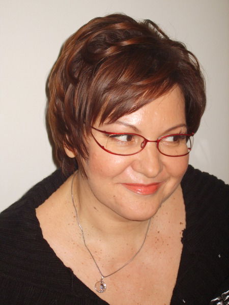 Елена Закора