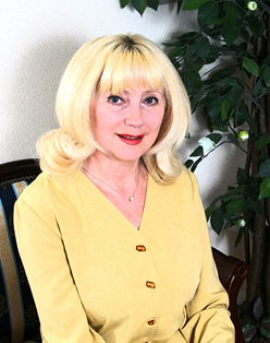 Алена Алена