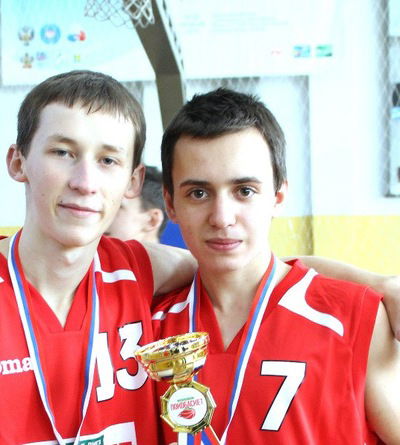 Влад Плотников