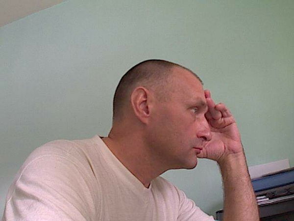 Виктор Бондарев