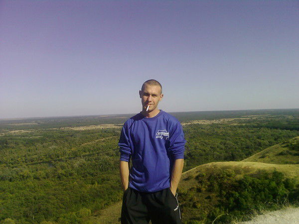 Дмитрий Усатый