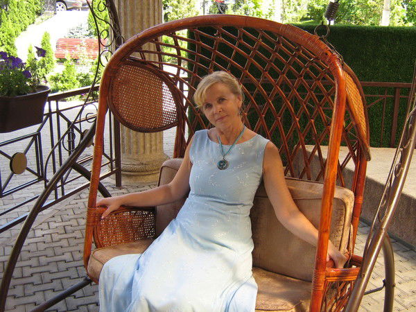 Елена Савельева