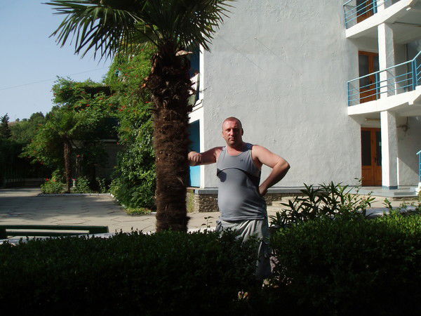 Юрий Давыдов