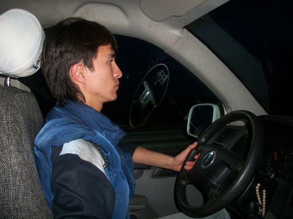 Алмас Тапин