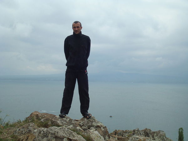 Артак Надирян