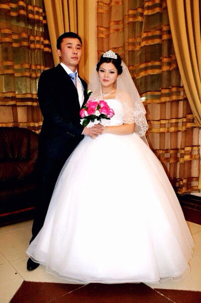 *aigerim Medetbekova