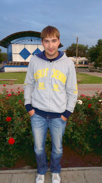 Денис Попков