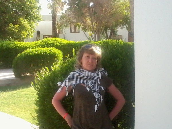 Елена Елена