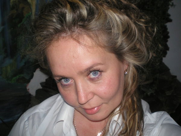 Елена Антропова