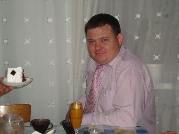 Артем Карташoв