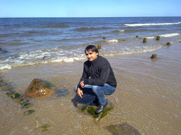 Далер Сарфарозов