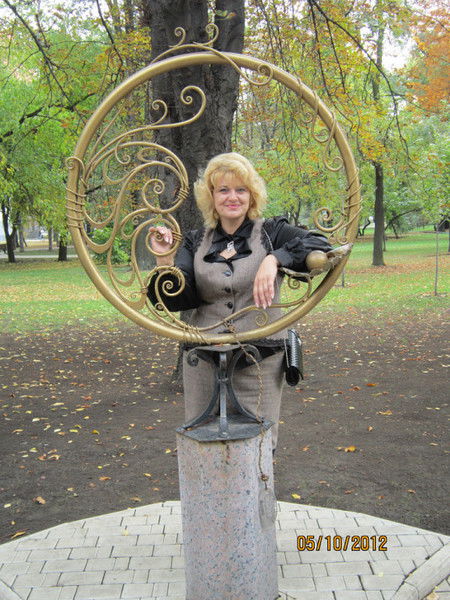 Неизвестно Неизвестно