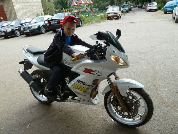 Андрей Лебедев