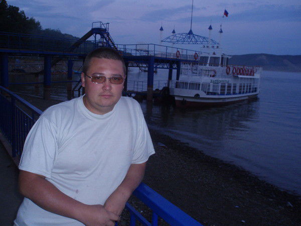 Женя Ишенин