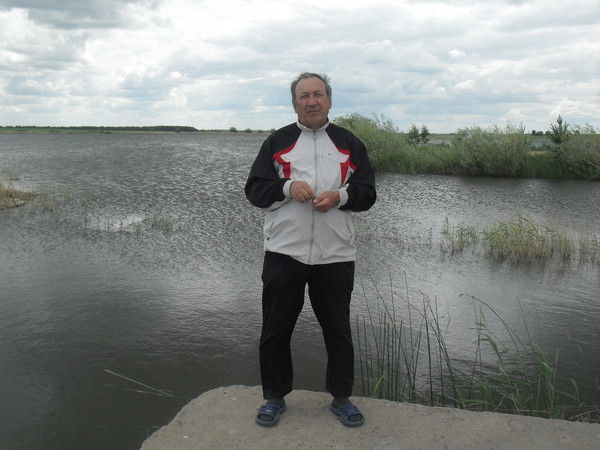 Анатолий Пекшев