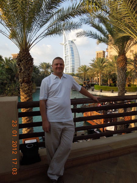 Александр Воложанин