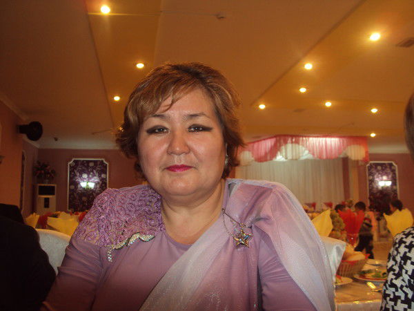 Роза Карменова