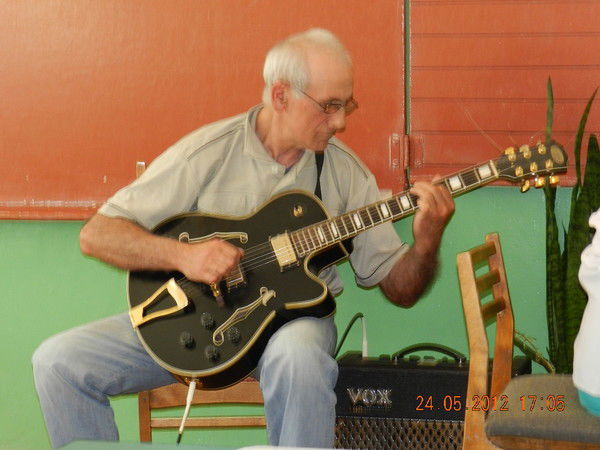 Лева Арутюнян