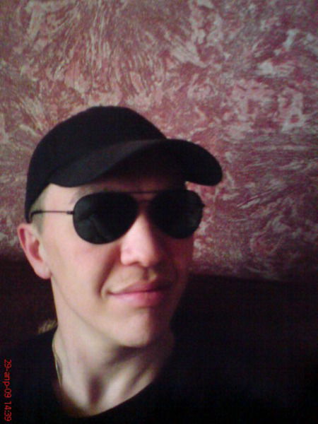 Анатолий Кузичев