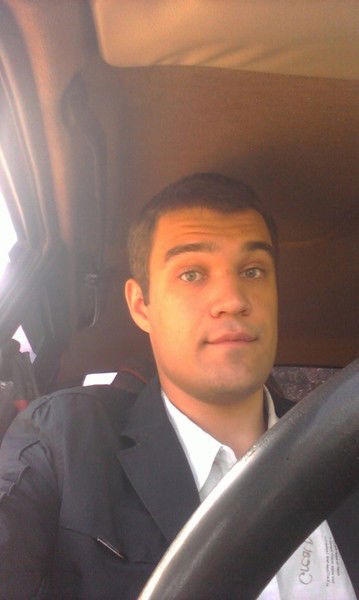 Сергей Белов