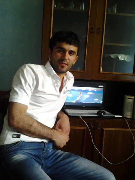 Фаррух Зокиров