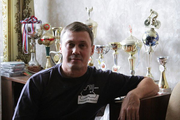 Юрий Разумов