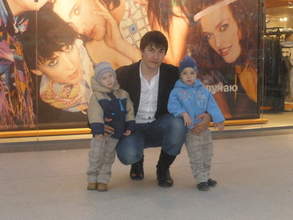 Акбар Сафаров